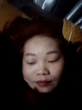 Snapshot of Miesi-c2clove chatting on February 8, 2026, 12:41 pm Miesi-c2clove online show from February 8, 2026, 12:41 pm