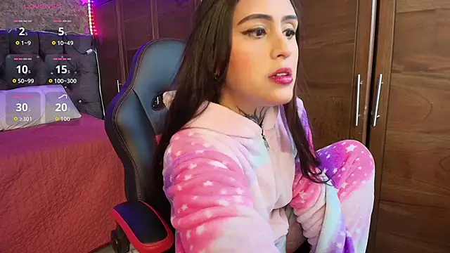 Snapshot of sarah_escobarr chatting on February 28, 2026, 1:56 pm sarah escobarr online show from February 28, 2026, 1:56 pm