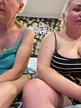 Mommy-girl-Lola online show from March 15, 2026, 7:09 pm