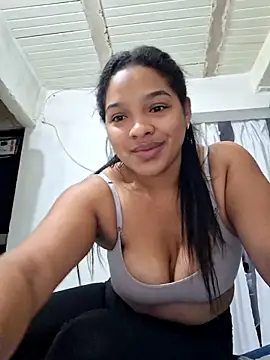 AnnaMil3J online show from February 27, 2026, 10:43 pm