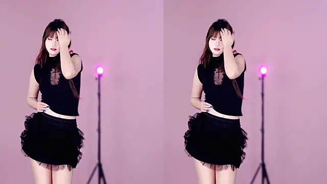 A-lucky-001 online show from April 3, 2026, 3:10 pm