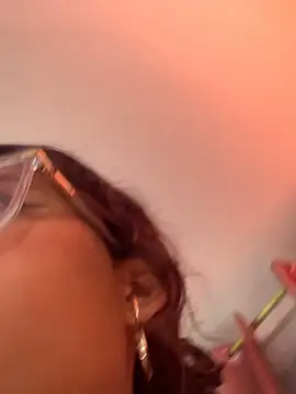 Rylia online show from March 28, 2026, 11:10 am