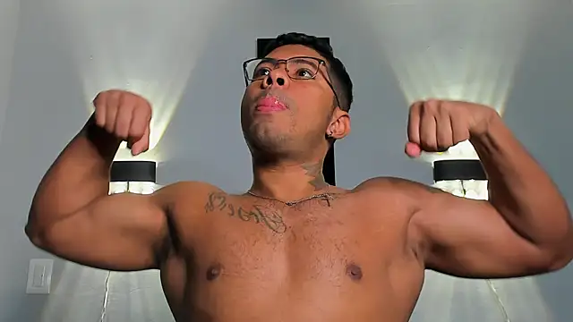 LEOHRDZ online show from April 3, 2026, 4:10 am