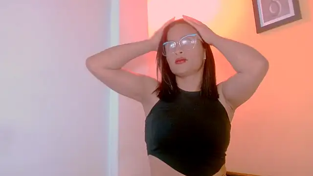 sexiempoderada18 online show from March 20, 2026, 8:35 pm