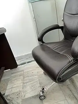 Ronny69y online show from February 26, 2026, 5:50 am