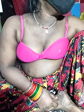 Snapshot of PRIYAGOYAL chatting on February 22, 2026, 6:28 pm PRIYAGOYAL online show from February 22, 2026, 6:28 pm