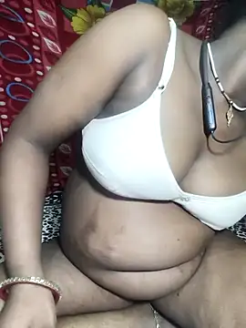 Snapshot of PRIYAGOYAL chatting on April 15, 2026, 5:20 pm PRIYAGOYAL online show from April 15, 2026, 5:20 pm