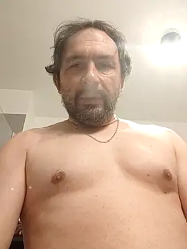 Snapshot of Luluberlu04 chatting on February 8, 2026, 3:10 am Luluberlu04 online show from February 8, 2026, 3:10 am