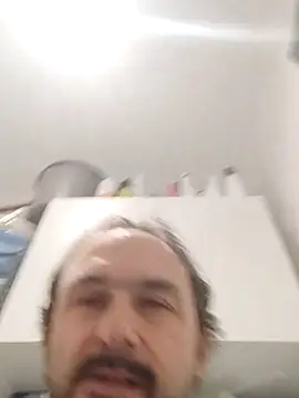 Snapshot of Luluberlu04 chatting on February 18, 2026, 11:11 pm Luluberlu04 online show from February 18, 2026, 11:11 pm