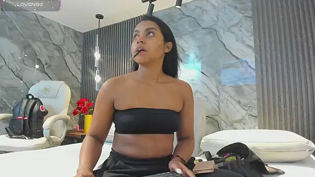 eva lain online show from March 11, 2026, 12:11 pm