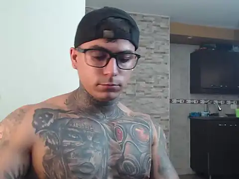 maxstrom111 online show from February 7, 2026, 5:38 pm