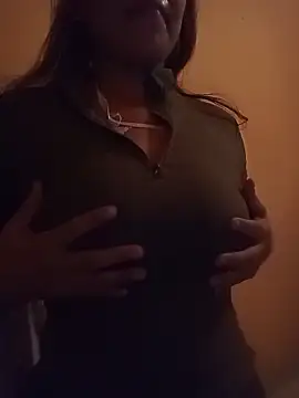 Lindagirlcum online show from February 17, 2026, 1:18 pm