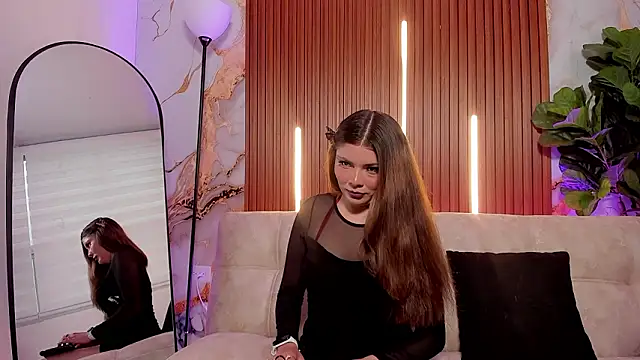 Snapshot of Scarlett_Raven_ chatting on February 9, 2026, 3:05 pm Scarlett Raven online show from February 9, 2026, 3:05 pm