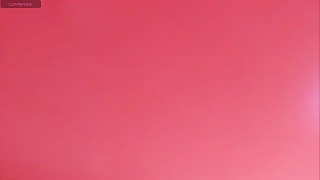 Snapshot of bloom_winxx chatting on February 22, 2026, 3:18 am bloom winxx online show from February 22, 2026, 3:18 am