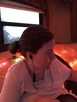 Snapshot of JMT42 chatting on February 25, 2026, 11:25 pm JMT42 online show from February 25, 2026, 11:25 pm