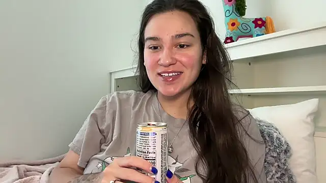 anitayurmoniii online show from June 25, 2026, 8:57 pm