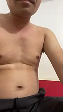 huyenzz online show from April 4, 2026, 5:10 pm