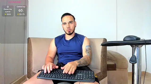 Snapshot of jhustin_marcius chatting on February 1, 2025, 11:06 pm jhustin marcius online show from February 1, 2025, 11:06 pm