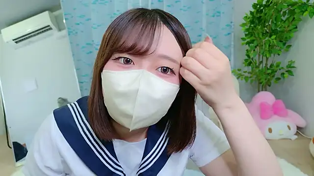 Snapshot of Saki_chanF chatting on June 15, 2026, 10:06 am Saki chanF online show from June 15, 2026, 10:06 am
