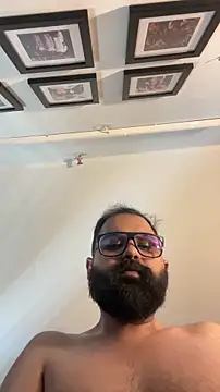 beerboy2222 online show from April 15, 2026, 8:21 am