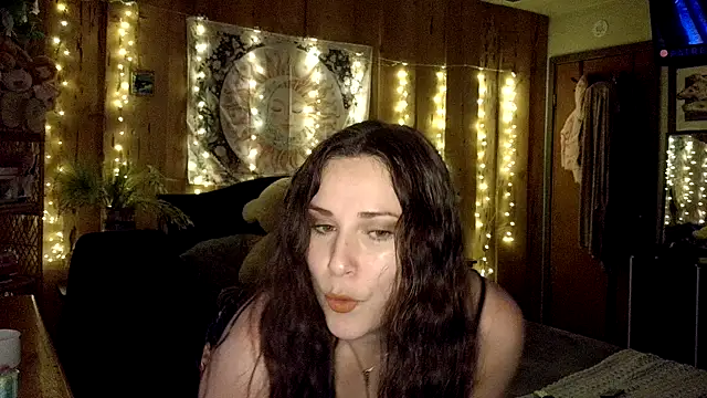 VelvetBrunetteXo online show from February 25, 2026, 12:31 am