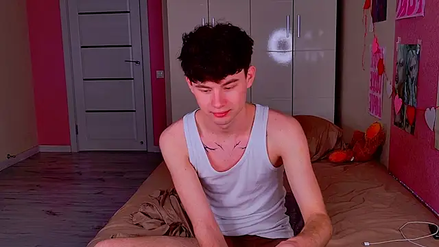 moon Gloww online show from March 22, 2026, 3:15 pm