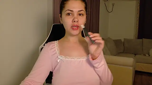 Sofimoon26 online show from February 13, 2026, 4:14 pm