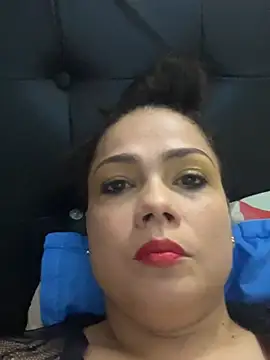 Snapshot of LunaScarlet_hot chatting on February 13, 2026, 1:56 am LunaScarlet hot online show from February 13, 2026, 1:56 am