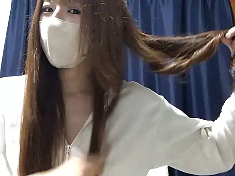 cocomi-coco0209 online show from April 16, 2026, 1:12 pm