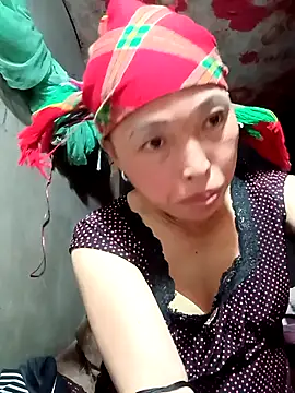 Snapshot of NAINKUTE chatting on February 15, 2026, 6:10 am NAINKUTE online show from February 15, 2026, 6:10 am