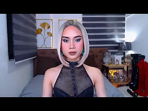 Snapshot of JuicyCockThea chatting on May 24, 2026, 11:37 am JuicyCockThea online show from May 24, 2026, 11:37 am