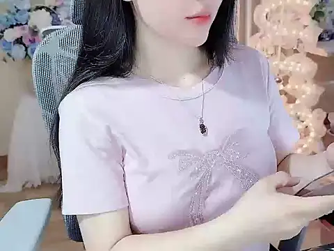 Snapshot of Agnelyn___ chatting on July 1, 2026, 11:34 am Agnelyn online show from July 1, 2026, 11:34 am