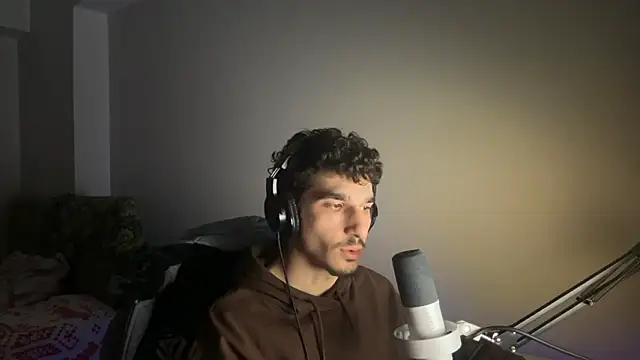 Snapshot of enesbabakral chatting on February 25, 2026, 11:03 pm enesbabakral online show from February 25, 2026, 11:03 pm