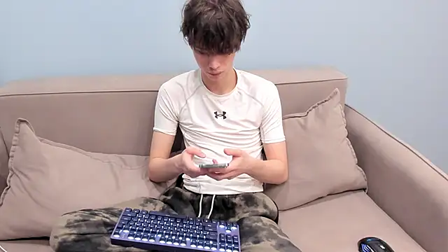 Ur NextDoor Boy online show from February 26, 2026, 5:17 am