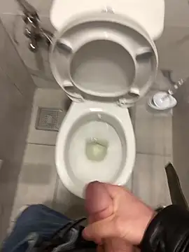 fenasixx online show from February 10, 2026, 6:39 am