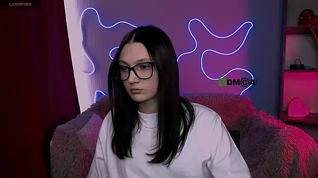 Snapshot of elani_grey chatting on March 2, 2026, 11:39 am elani grey online show from March 2, 2026, 11:39 am