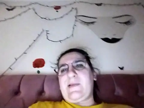 dana92vat online show from February 9, 2026, 6:23 pm