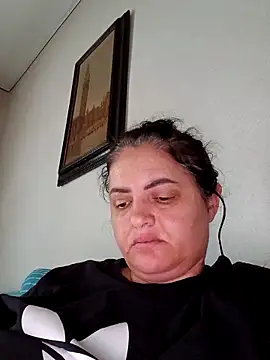 Snapshot of Sony28v chatting on April 17, 2026, 5:43 am Sony28v online show from April 17, 2026, 5:43 am