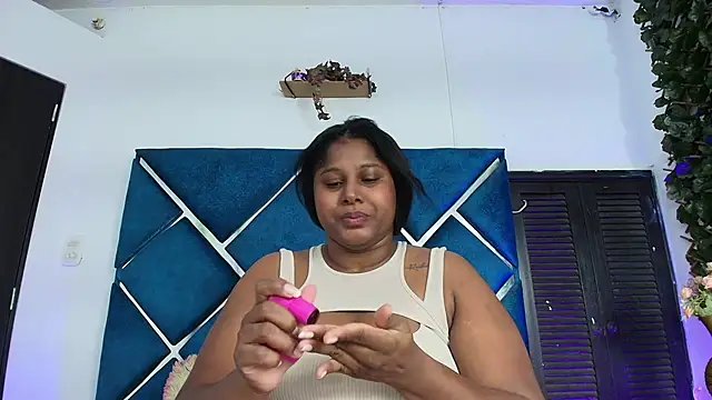 AlexaRousse4u online show from June 2, 2026, 10:12 pm