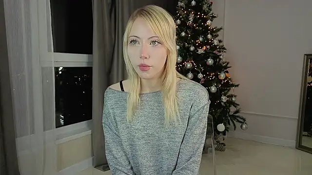 UWU flower online show from February 11, 2026, 2:44 pm