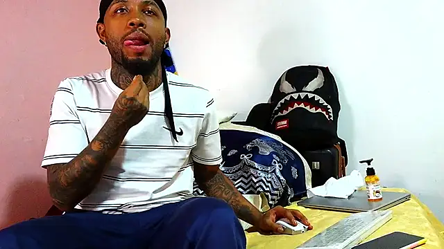 Bdarenth007 online show from February 23, 2026, 8:39 pm