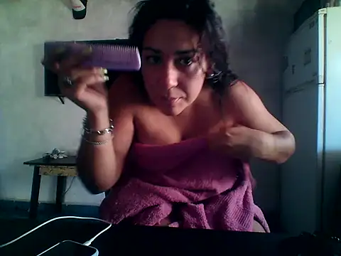 Snapshot of Micaela777 chatting on February 27, 2026, 4:40 pm Micaela777 online show from February 27, 2026, 4:40 pm