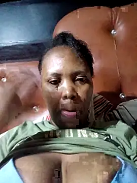 lovemore29 online show from February 21, 2026, 7:59 pm