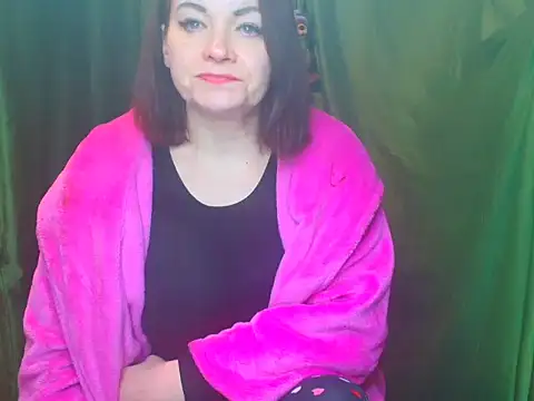 Milana9732 online show from April 12, 2026, 3:28 pm