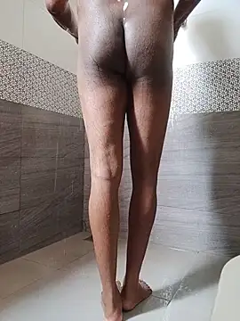 Snapshot of shineboy28 chatting on February 26, 2026, 5:50 am shineboy28 online show from February 26, 2026, 5:50 am