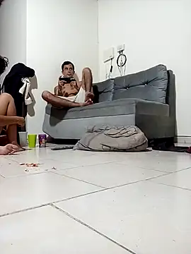 Max and anny online show from April 11, 2026, 1:10 am