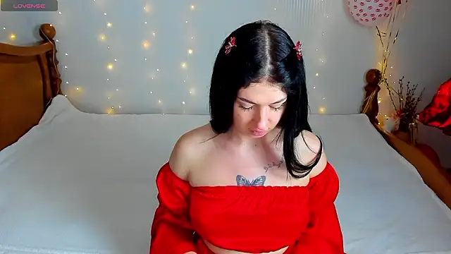 milanasky5 online show from March 5, 2026, 6:59 pm