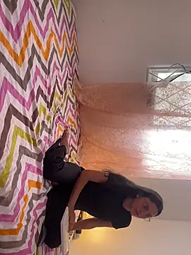 Snapshot of Ivy_lexx chatting on February 14, 2026, 2:03 pm Ivy lexx online show from February 14, 2026, 2:03 pm