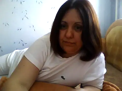 Snapshot of LockyCharm111 chatting on June 1, 2026, 3:36 pm LockyCharm111 online show from June 1, 2026, 3:36 pm