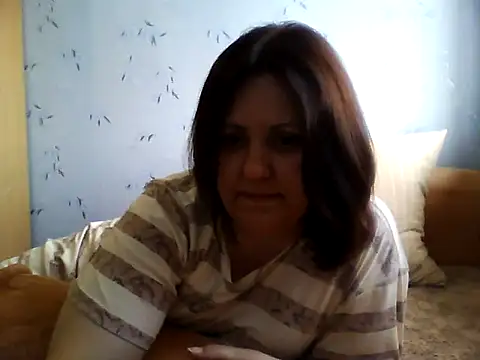 Snapshot of LockyCharm111 chatting on June 24, 2026, 4:06 pm LockyCharm111 online show from June 24, 2026, 4:06 pm